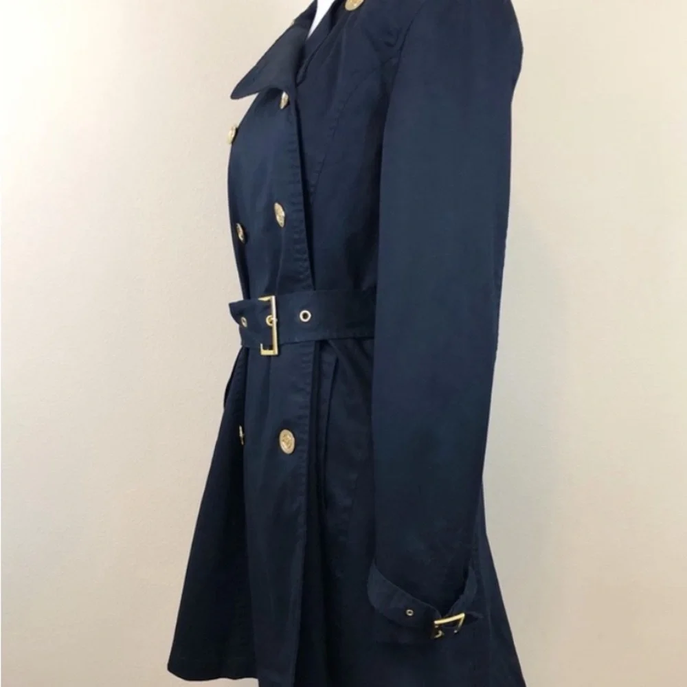 C. Wonder Trench Coat size Smalll